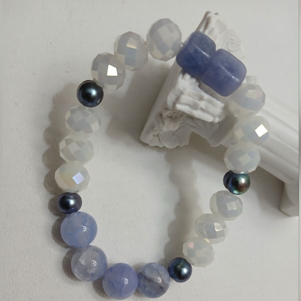Elegant Blue and White Beaded Bracelet